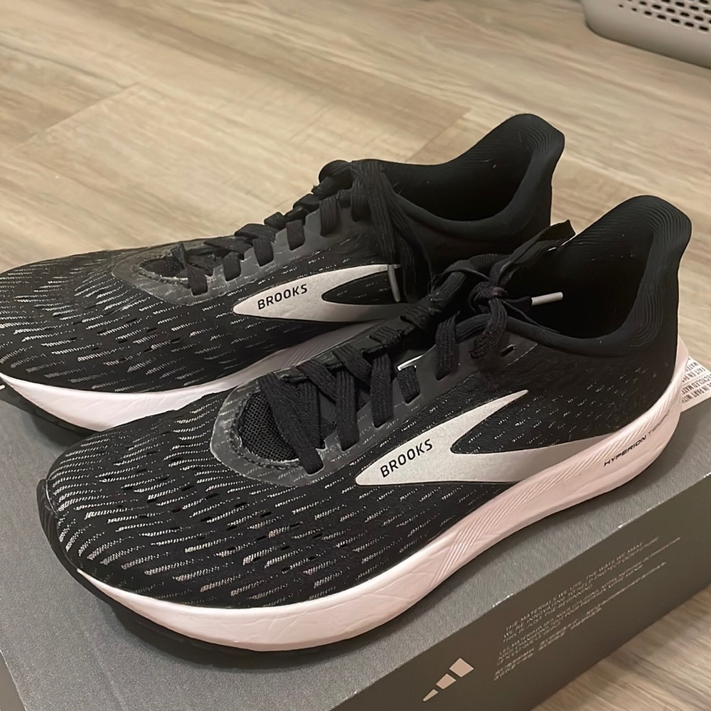 Brooks Hyperion Tempo 7
